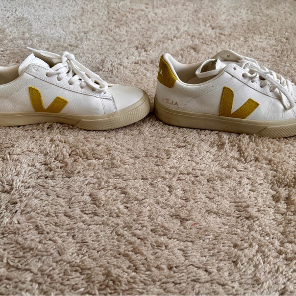 Veja Campo Leather Sneakers - Extra White and Liquor - Picture 9 of 11
